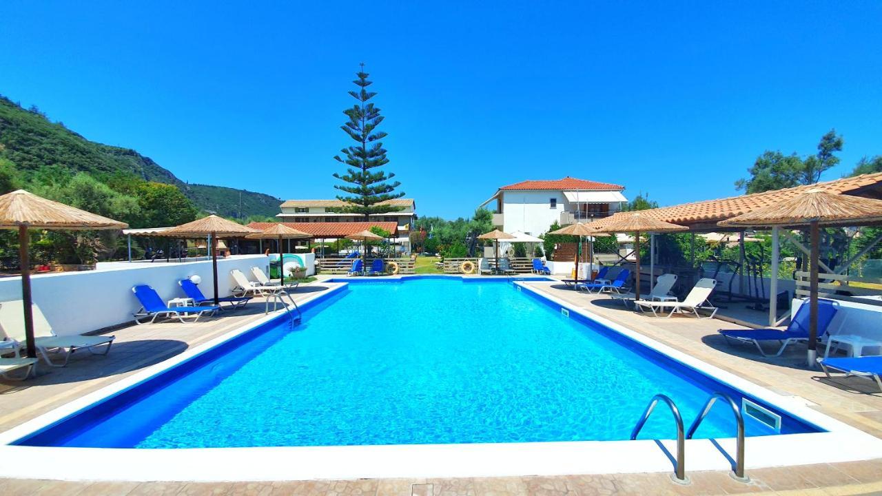 Alexaria Holidays Apartments Frínion Exterior foto
