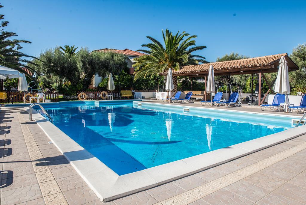 Alexaria Holidays Apartments Frínion Exterior foto